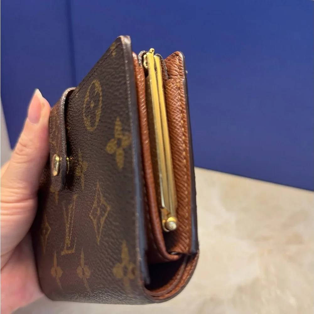 Louis Vuitton Zippe Wallet Porte Papier Monogram Brown